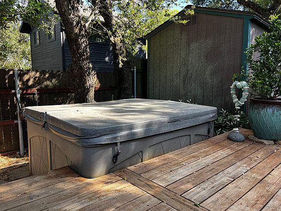 Hot tub time machine