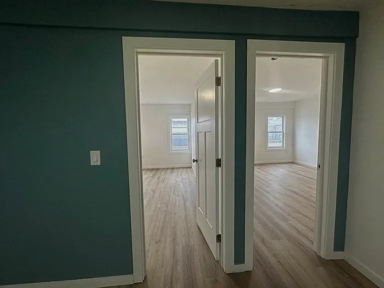41 N Front St #4 — Photo 2