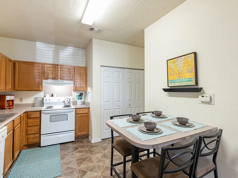 Cape Trails Apartments — Photo 39