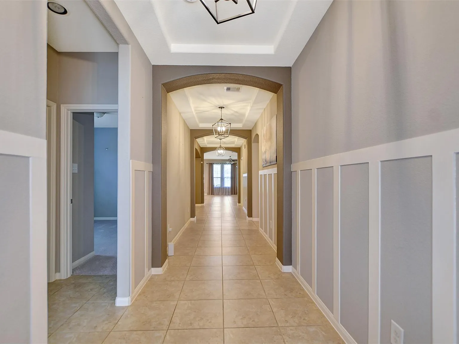 4 bed, 3.0 bath, 2309 sqft, $2,800 — Photo 4