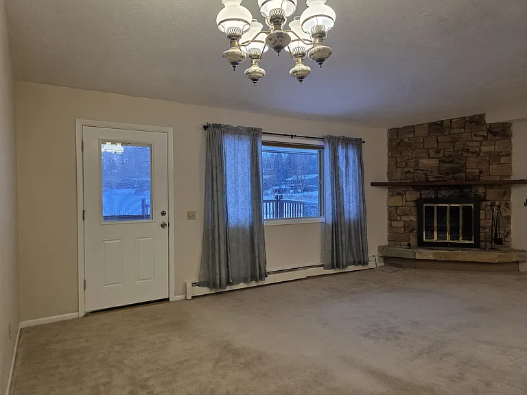 8410 Wisteria St — Photo 4