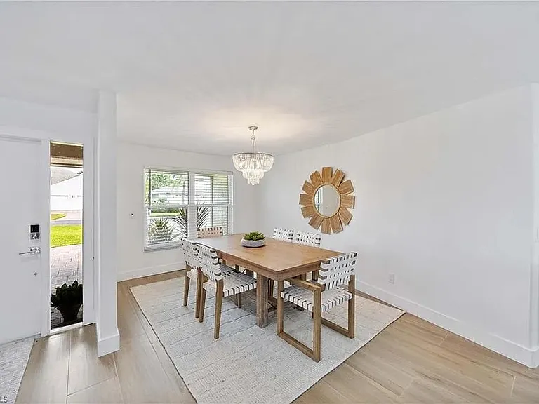 9905 Treasure Cay Ln — Photo 16