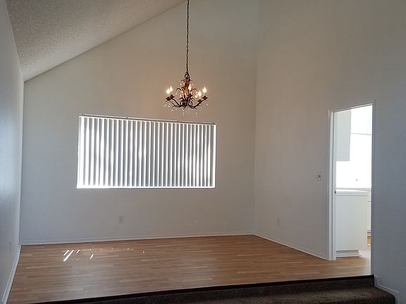 4th image of 12763 Cijon St