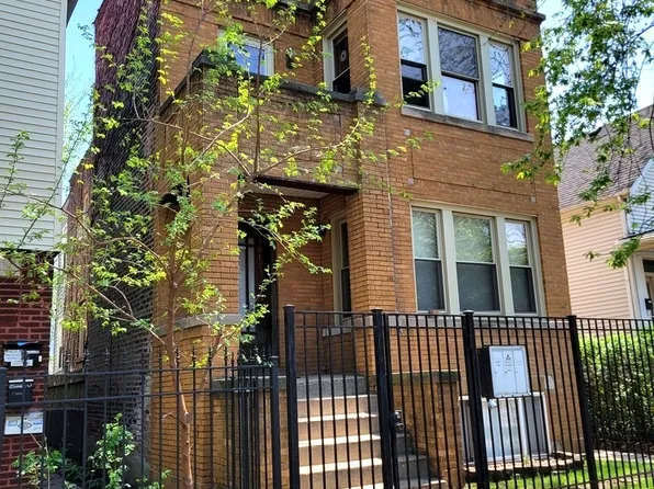 3017 N Gresham Ave, Chicago, IL 60618