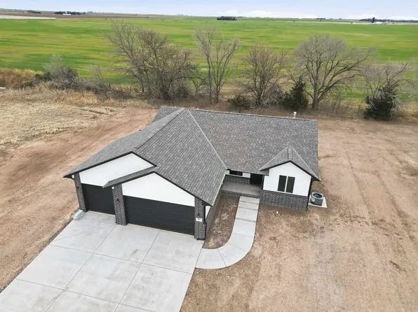 907 W 17th St, Harper, KS 67058