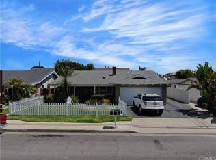 376 E 20th St #A, Costa Mesa, CA 92627
