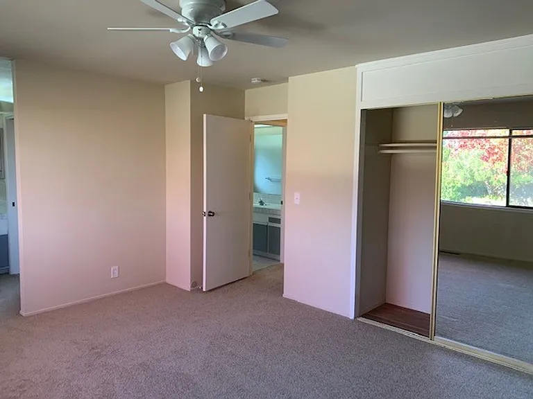 1120 Eden Bower Ln — Photo 16