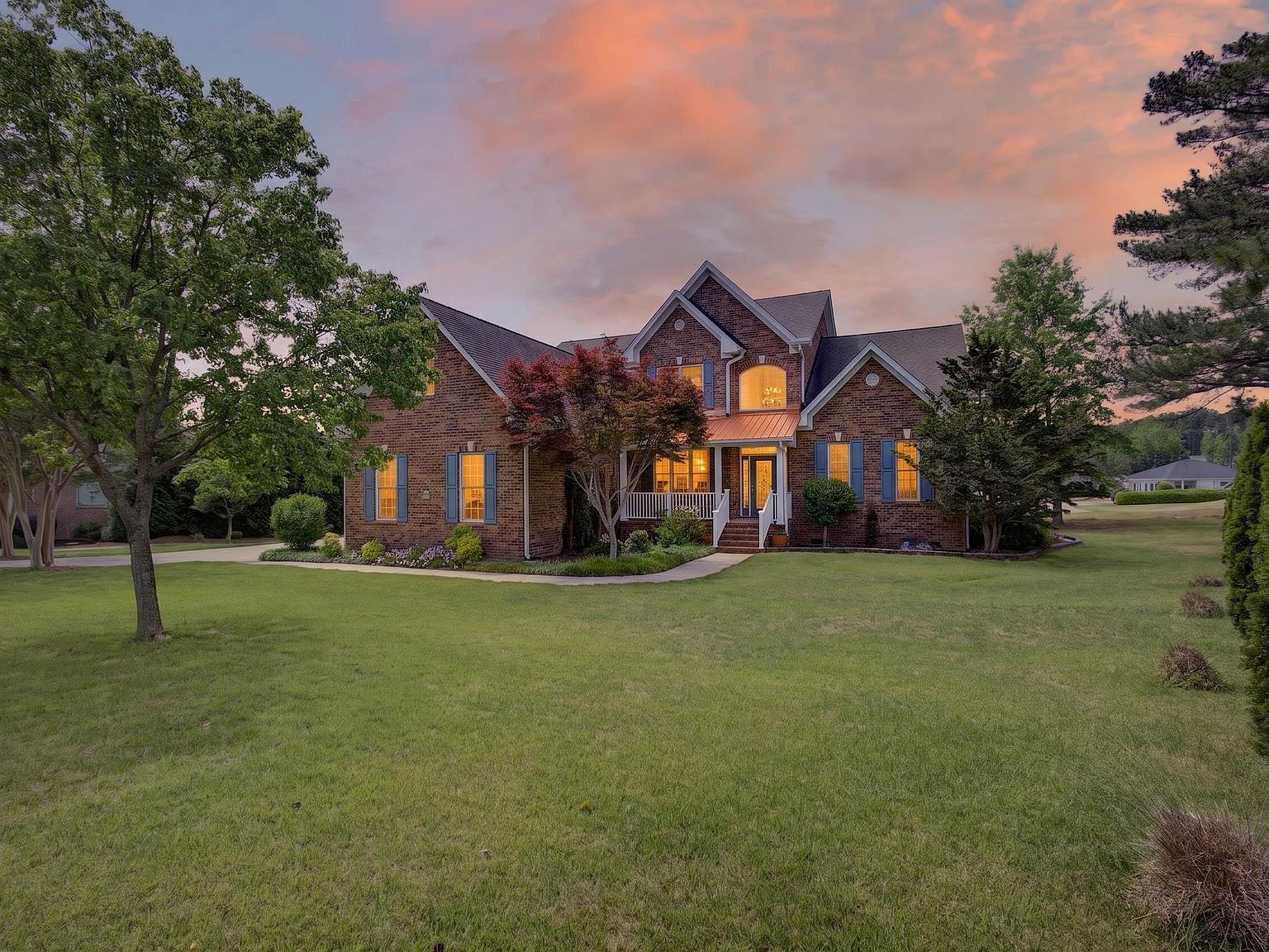 24 Laurelcrest Ln