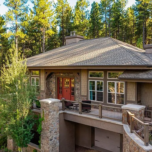 6 bed, 5800 sqft, $6,799 — Photo 4