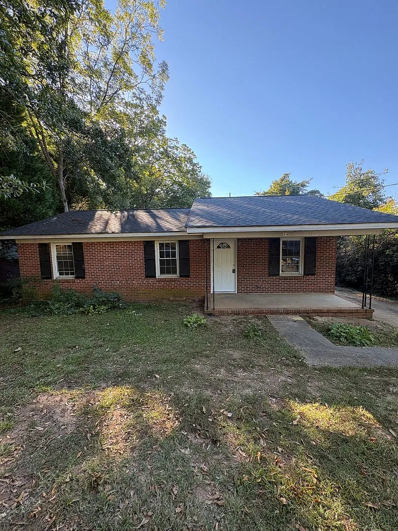 14 Overbrook Rd — Photo 1
