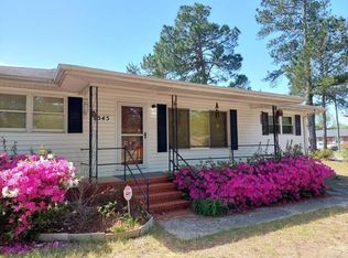 3545 Thomas Dr, Fayetteville, NC 28304