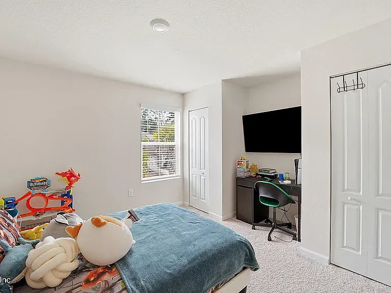 213 Pasadena Dr