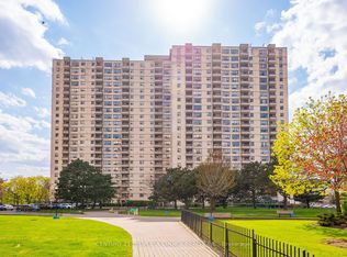 390 Dixon Rd #702, Toronto, ON M9R 1T4