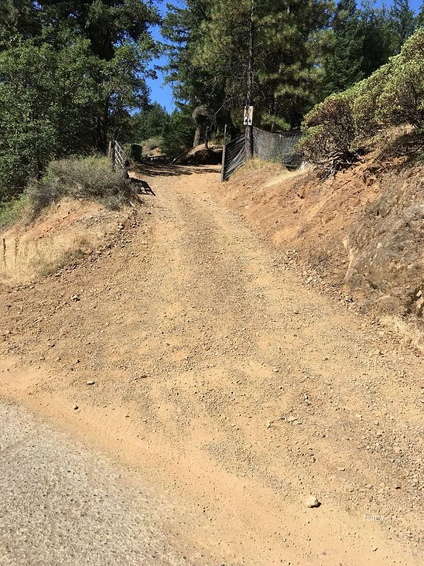 6710 Rattlesnake Rd photo 1