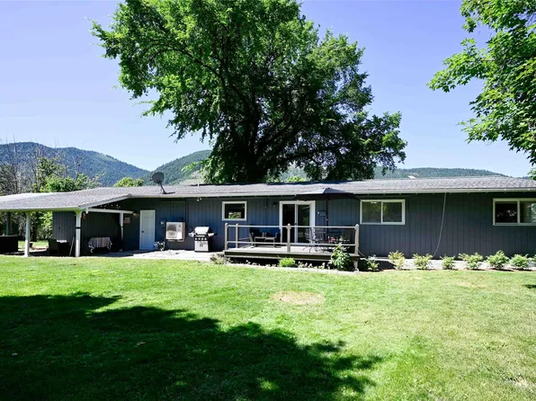 911 Greers Ferry Rd, Libby, MT 59923