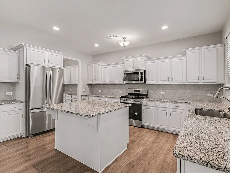 2120 Katie Alice Cir — Photo 18