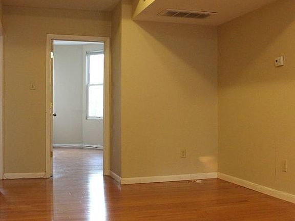 2nd image of 436 N 32nd St #2