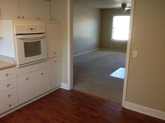 2nd image of 1408 Marbee Dr APT 4