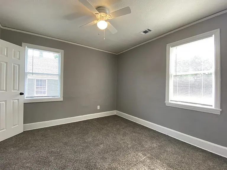 1356 S Cooper St — Photo 4