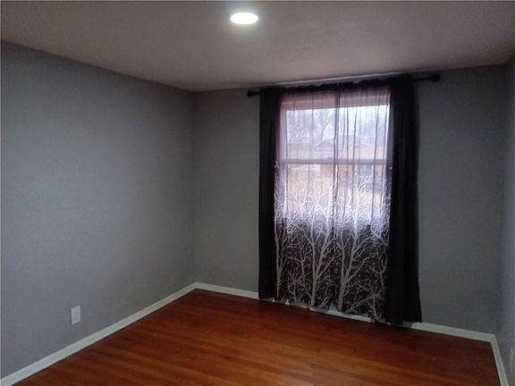2nd image of 1312 NE 69th St