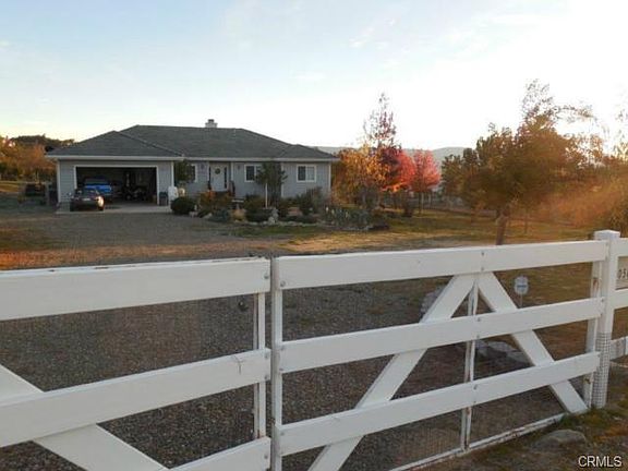 3rd image of 40588 Crazy Horse Canyon Dr