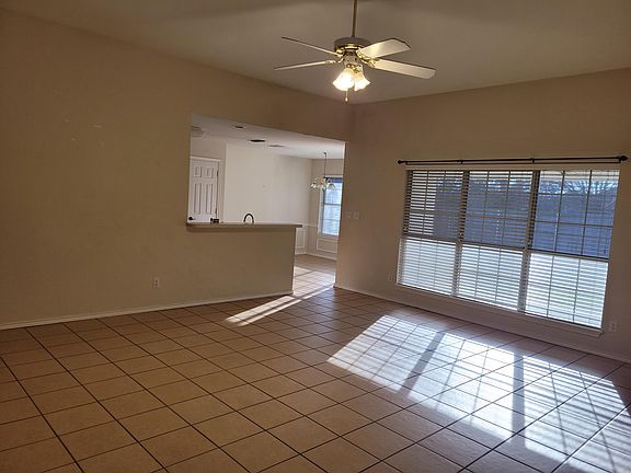 5th image of 1619 Waterton Cir