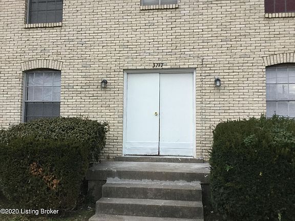 2nd image of 3717 Briarbridge Ln