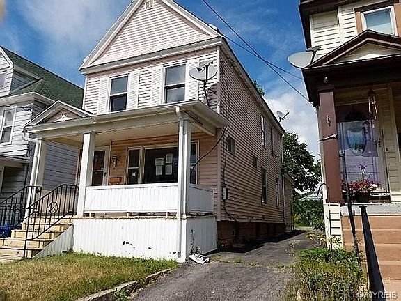 2nd image of 28 Parkview Ave