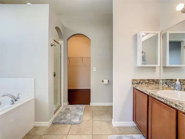 210 Blackstone Creek Rd — Photo 17