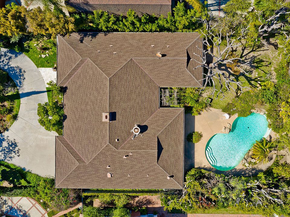 1st image of 608 N Camden Dr