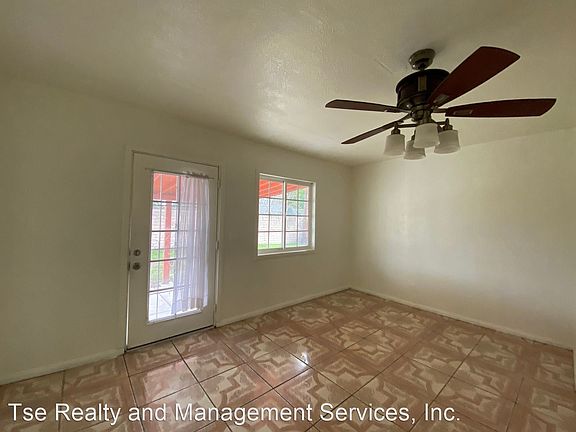 3rd image of 158 Clogston Dr