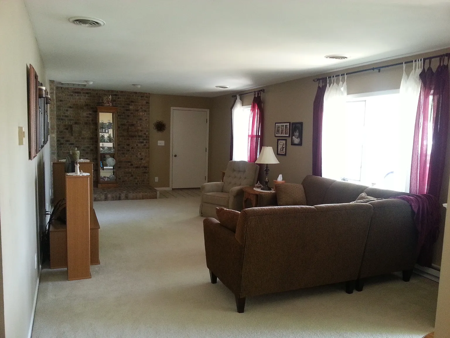 609 W Avalon Ct photo 1