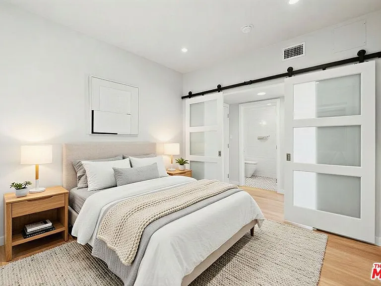 1021 Westmount Dr #102 — Photo 22