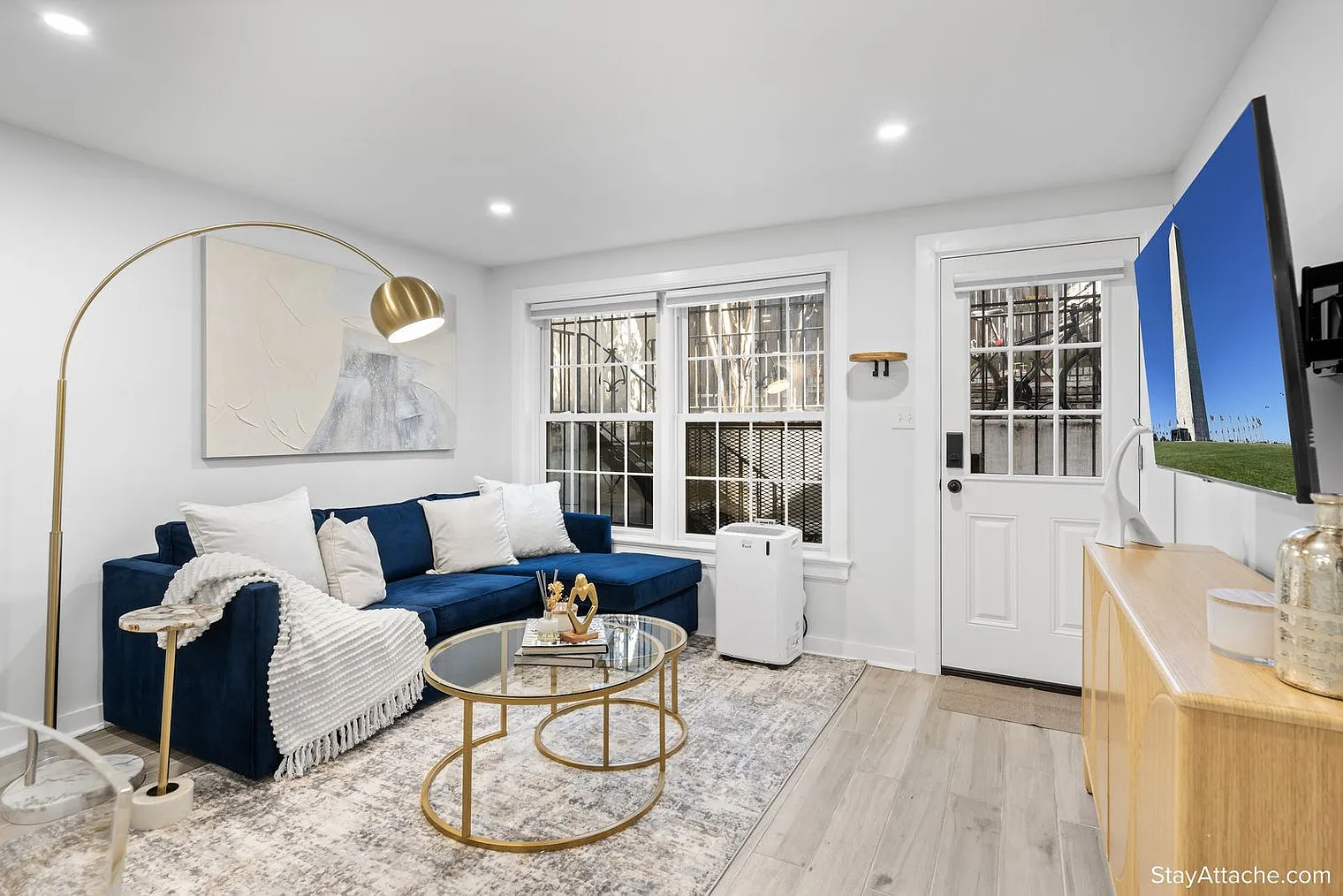 Studio, 1.0 bath, 4305 sqft, $2,921 — Photo 2