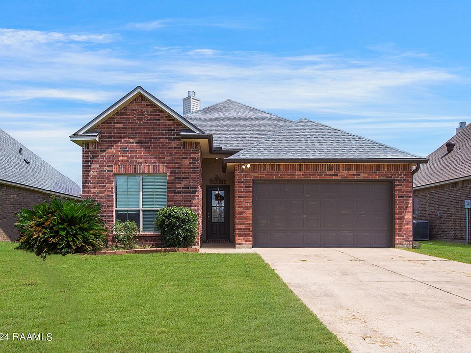 1st image of 206 Golden Harvest Ln