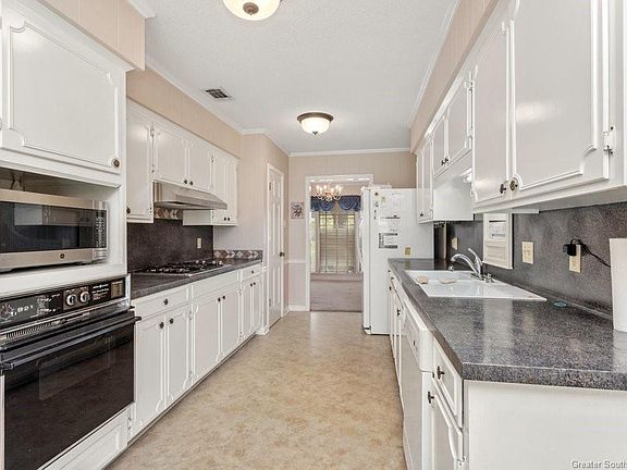 3rd image of 1442 Westmoreland St