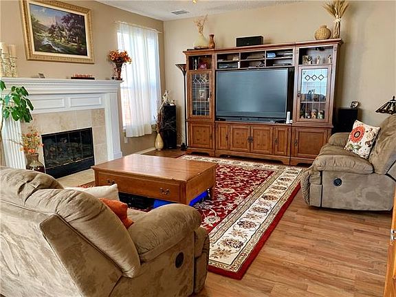 2nd image of 4606 Basil Dr
