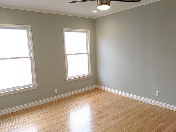3rd image of 1323 N Harper Ave #2