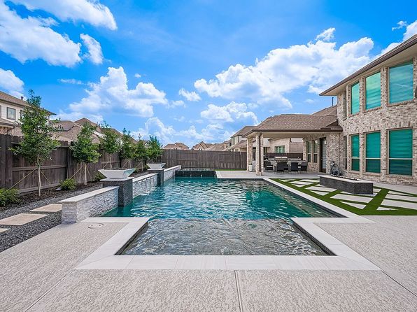 12115 Ballshire Pines Dr