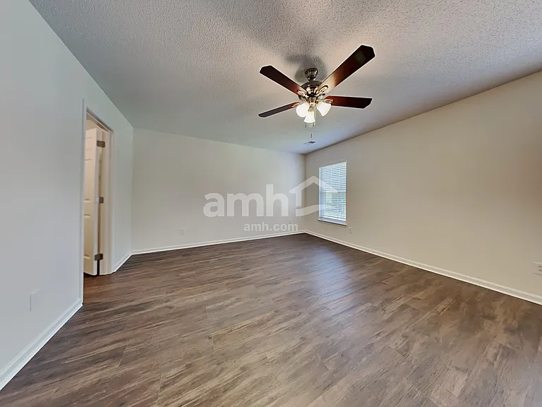118 Larkspur Dr — Photo 7