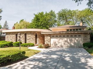 515 Karey Ct, Wilmette, IL