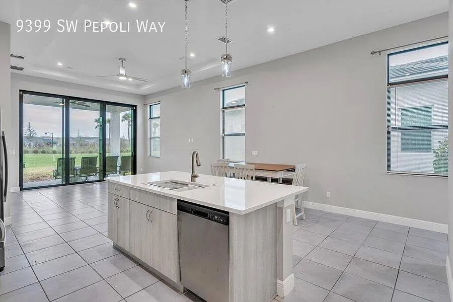 9399 SW Pepoli Way