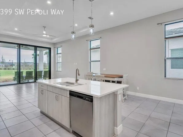 9399 SW Pepoli Way, Port Saint Lucie, FL 34987