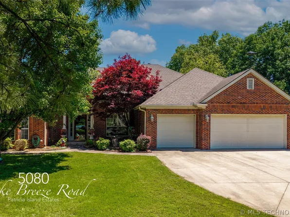 5080 Lake Breeze Rd, Grove, OK 74344