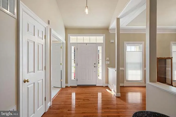 2707 Glendas Way — Photo 36