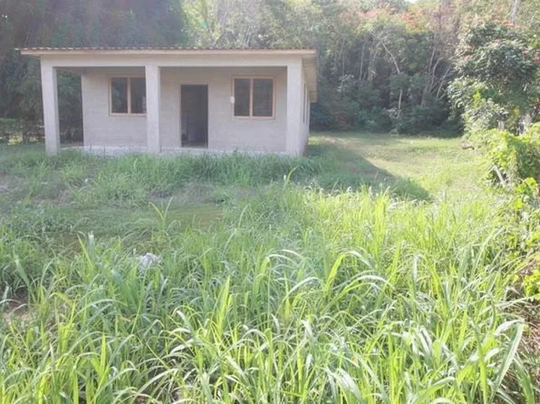 Bo Factor Ward Baritono Lot 224, Arecibo, PR 00612