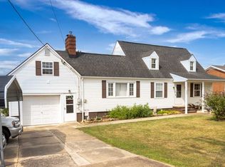 885 W Main St, Stanley, VA 22851