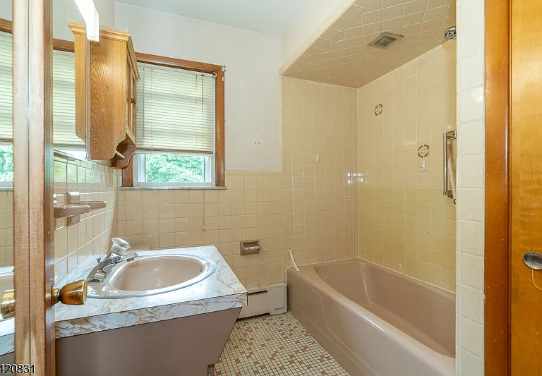 300 Mitchell Ave #2 — Photo 14