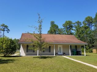 1832 Piney Ln, Gautier, MS 39553