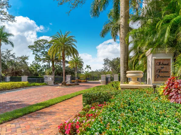 150 SE Fiore Bello, Port St Lucie, FL 34952